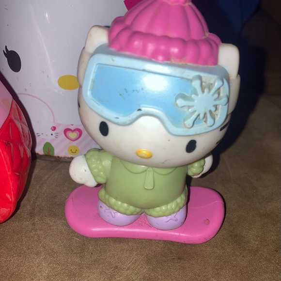Hello Kitty bundle - Picture 2 of 9
